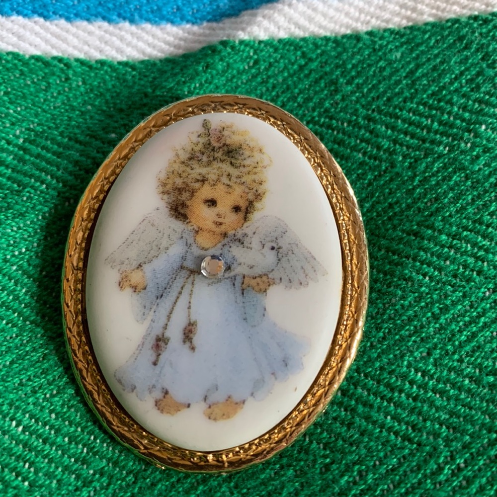 Vintage angel child on porcelain bisque w gold tone border 2” brooch pin